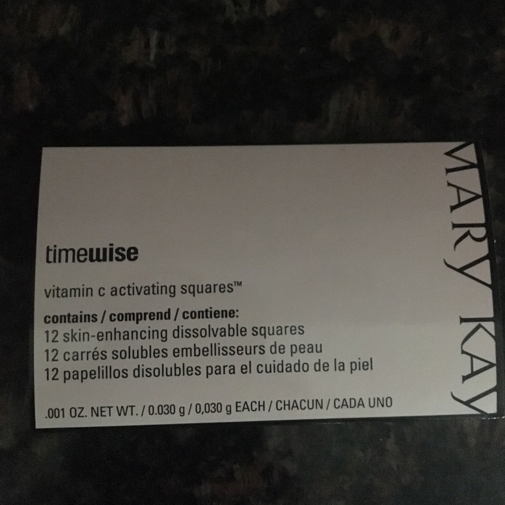 Mary Kay TimeWise Vitamin C activating squares
